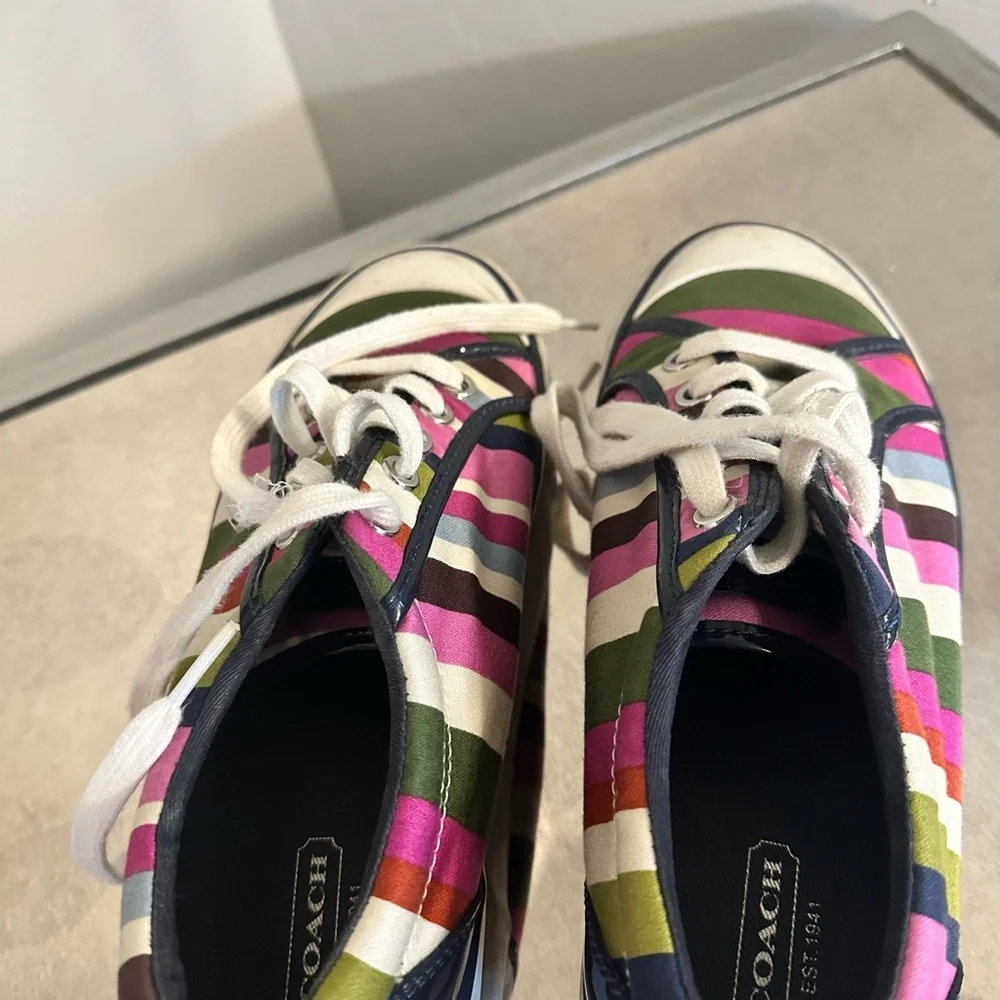 Coach sneakers size 8